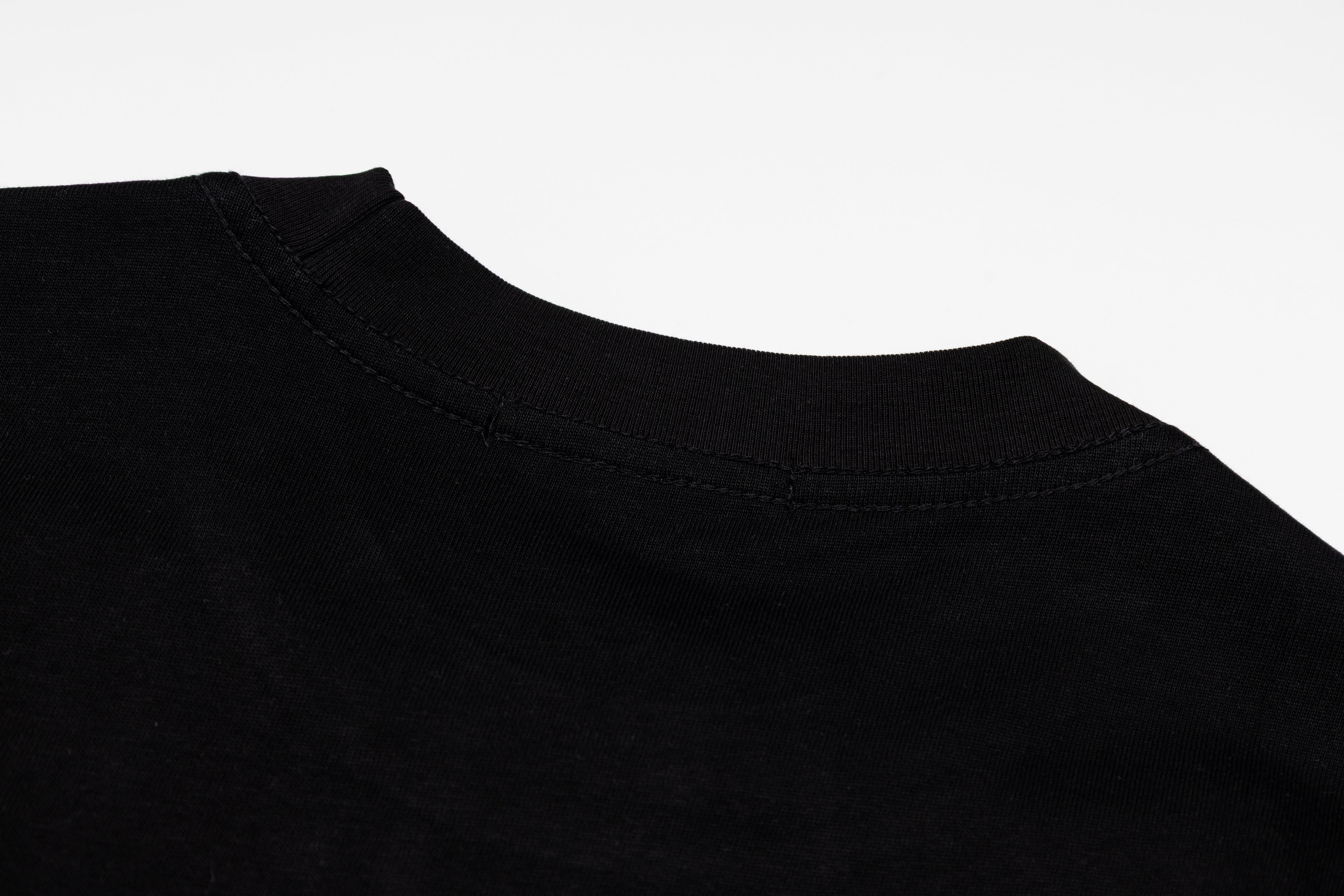 U1R76B31 Popular T-shirts