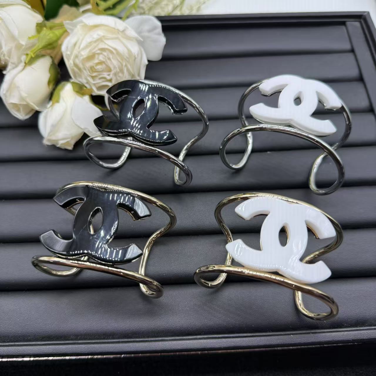 X1Q85C4K  Popular Bracelets