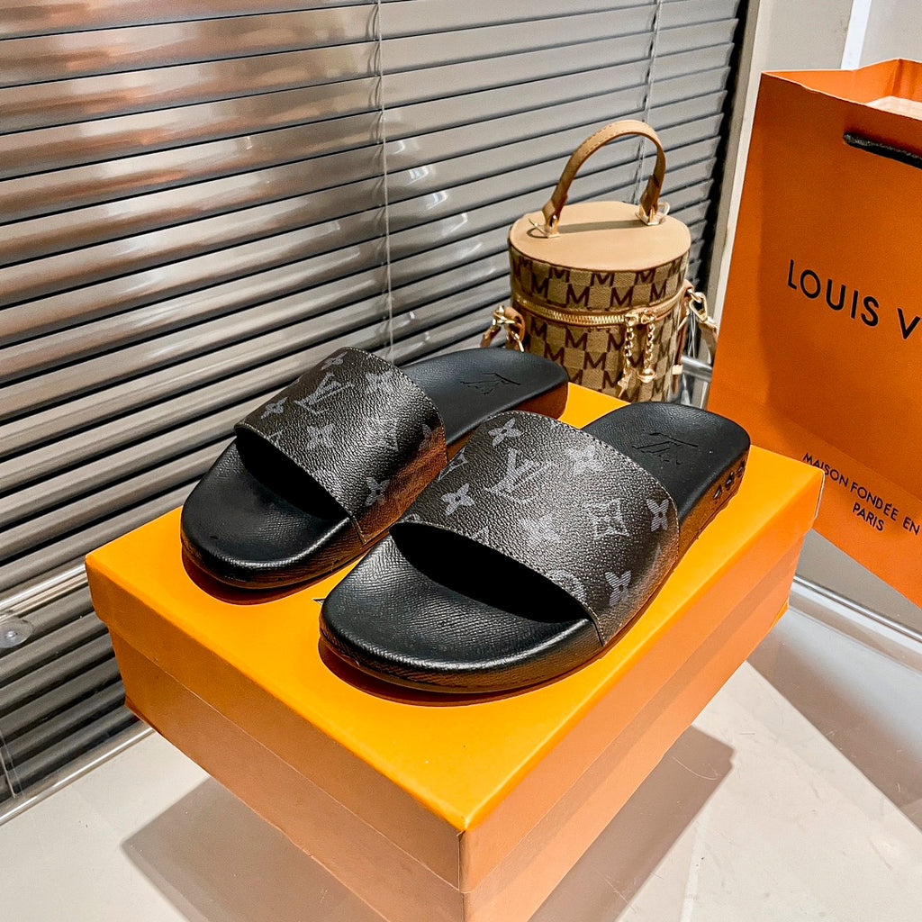 Z1Z54E195 Popular Slippers