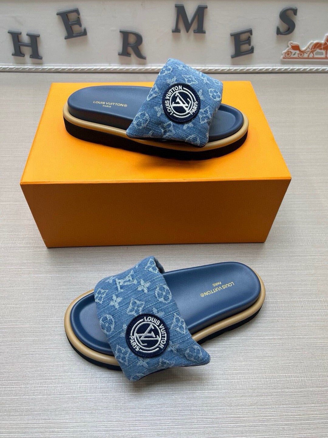 Z5QE7  Popular Slippers