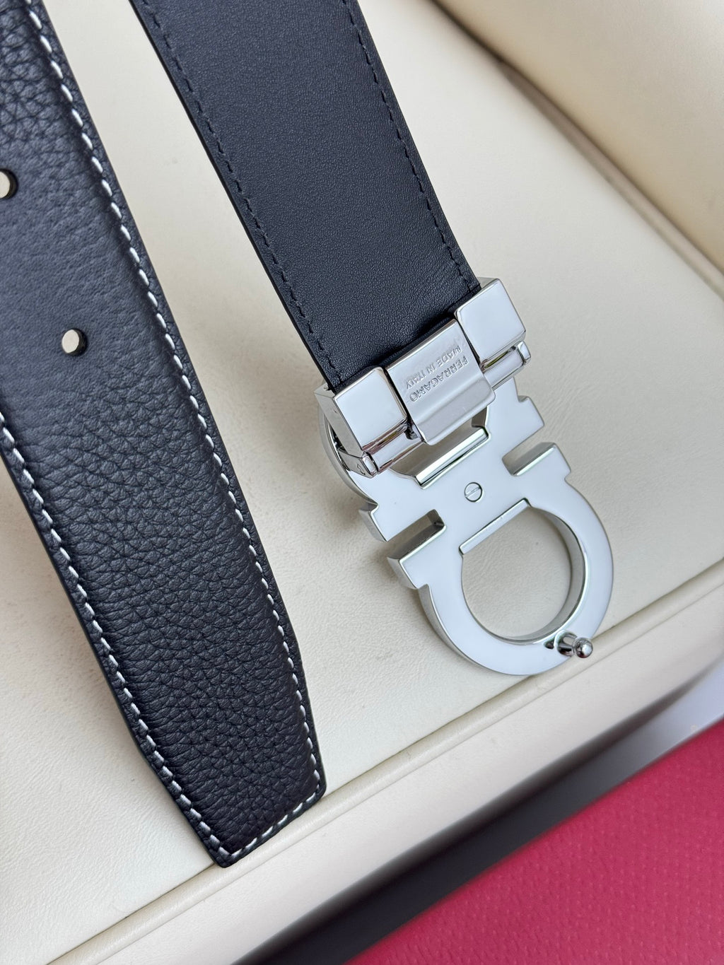P1Q115A57 Popular High quality belt With full package