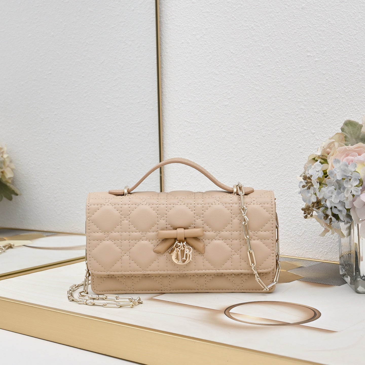 B1N36D26 Popular leather bag