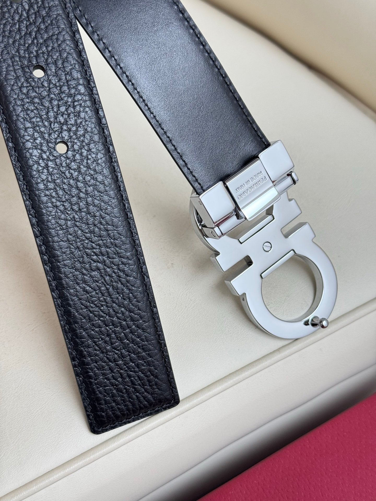 P1Q115A56 Popular High quality belt With full package