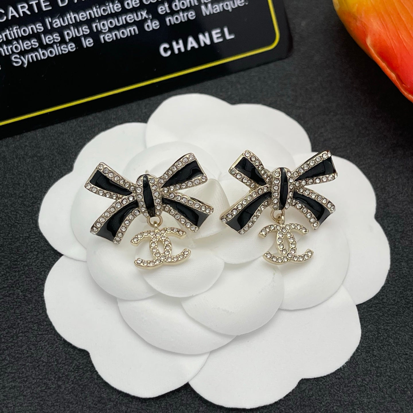 X1Z95C28E Popular Earrings
