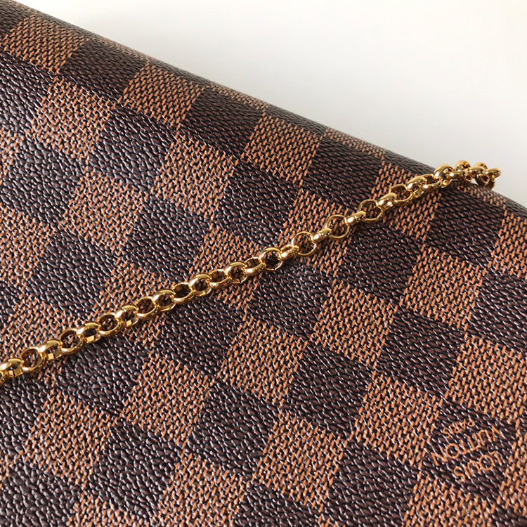 B1X41E103 Popular  leather bag 