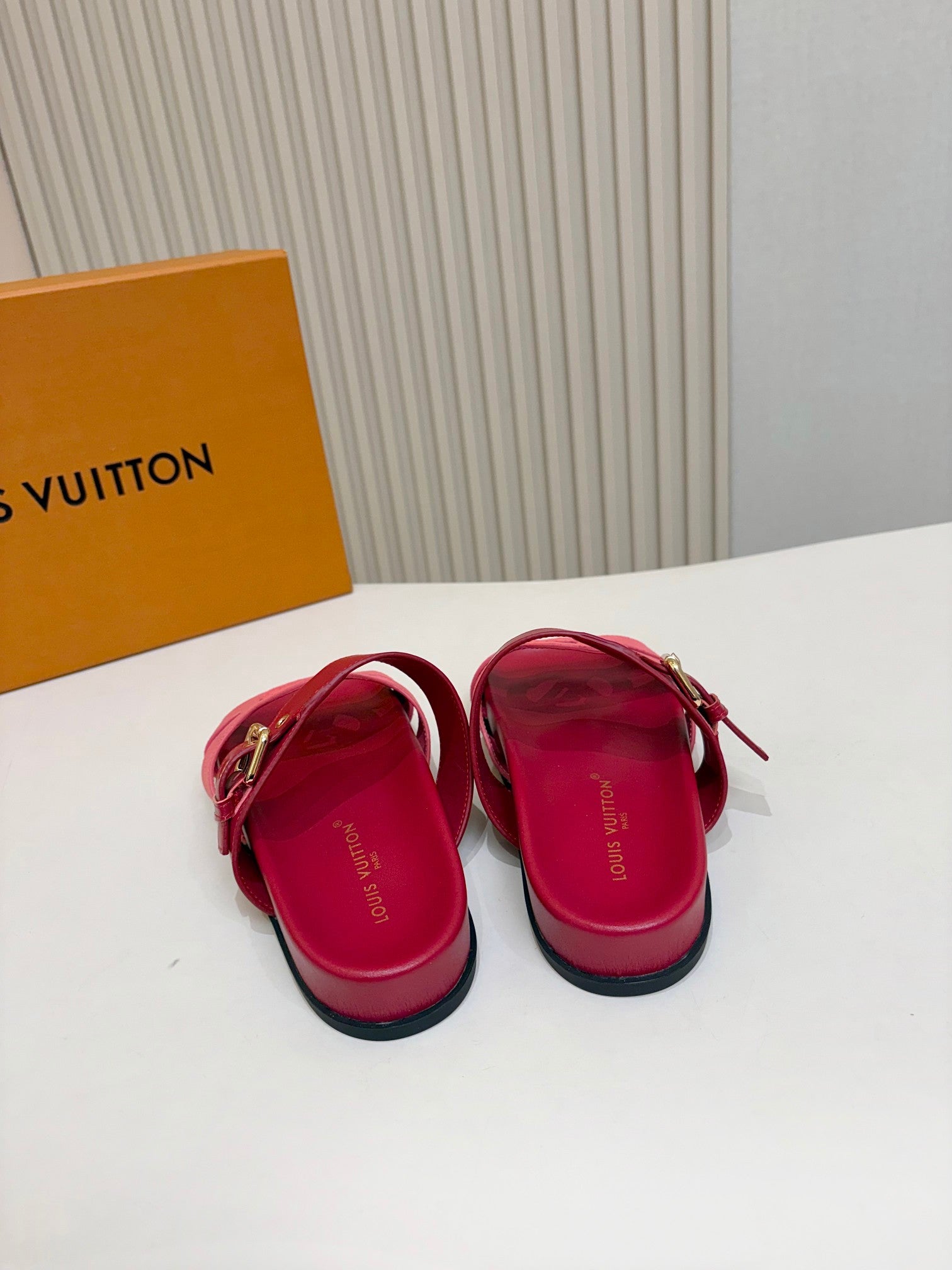 Z2R76E29 Popular high-quality leather shoes