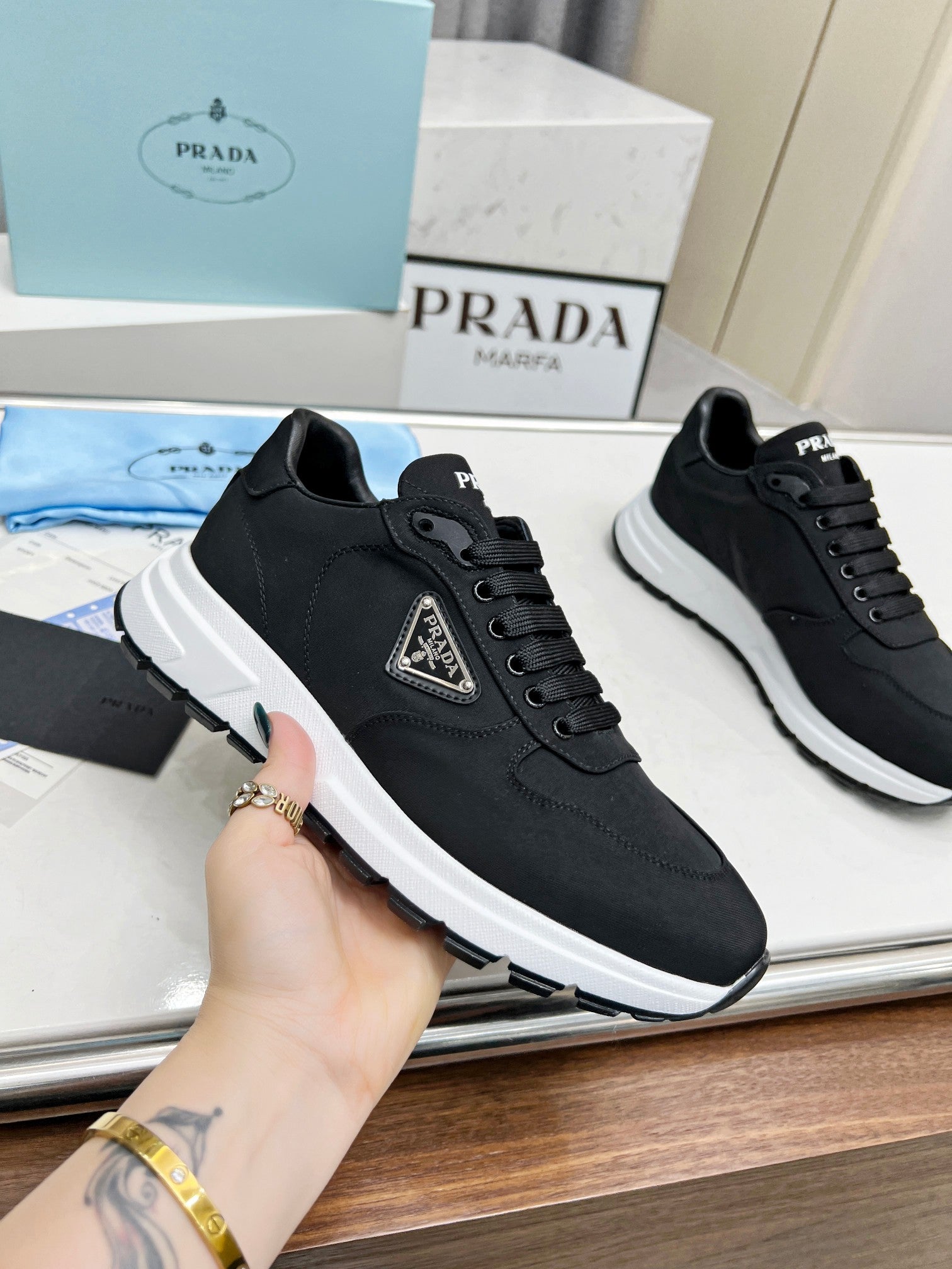 Z2P36P41 Popular high-quality leather Shoes