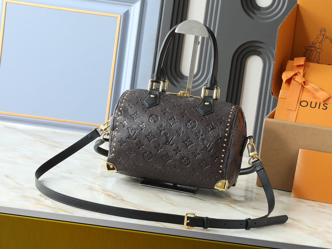 B1R15E52  Popular   leather bag