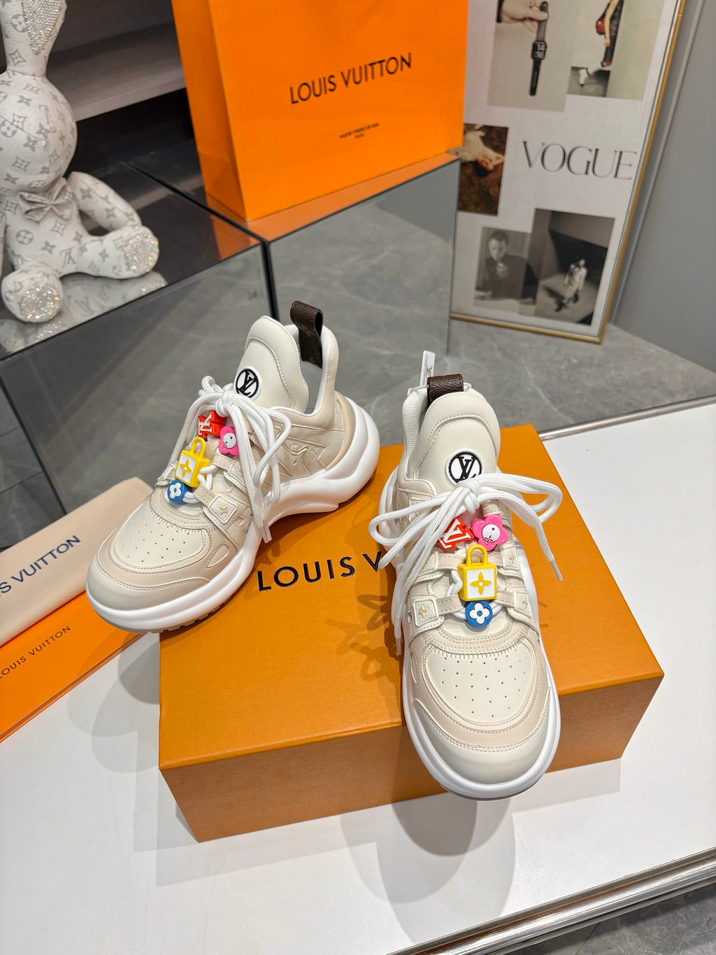 Z2Q105E437  Popular high-quality Shoes