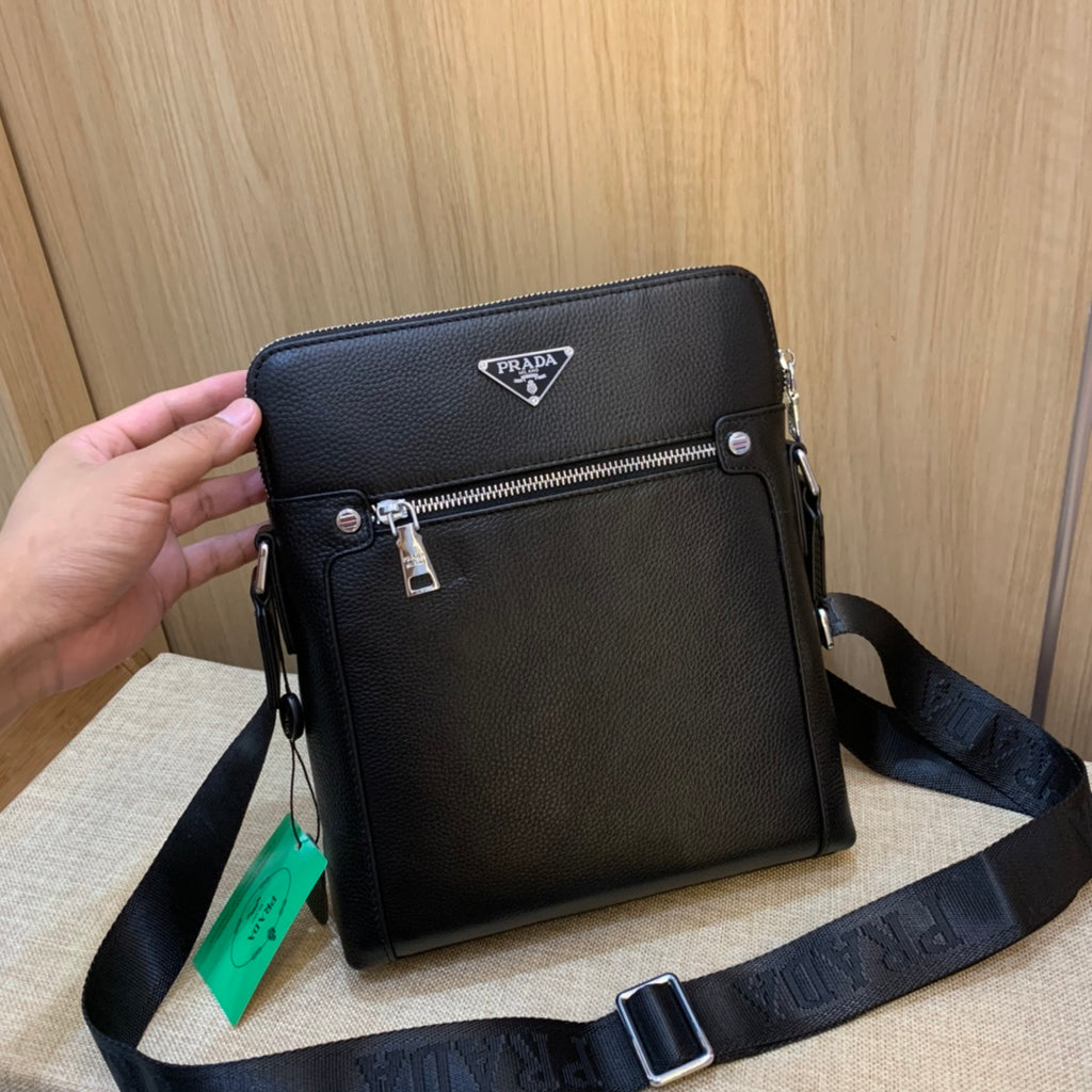 B12X44P308 Popular   leather bag 