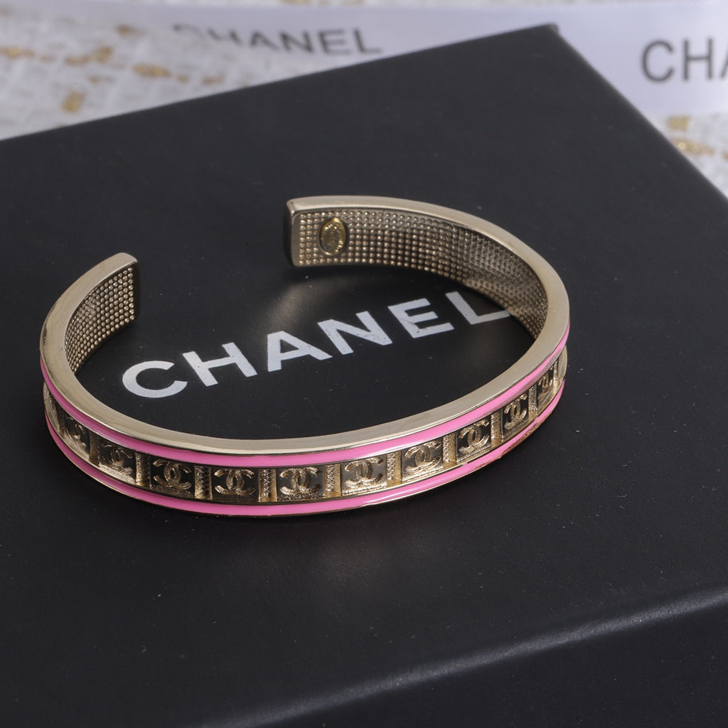 X1Z34C315K  Popular Bracelets