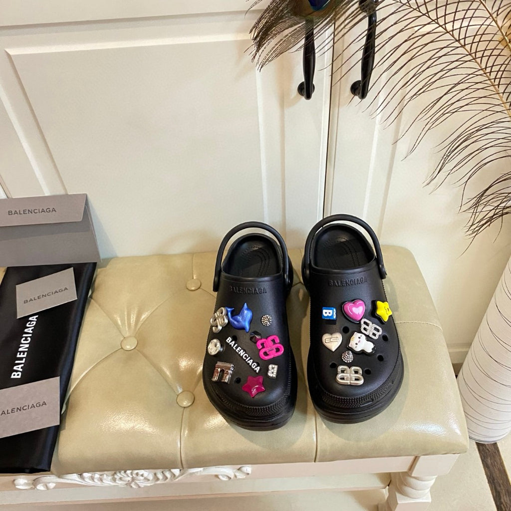 Z2Q55J56  Popular shoes