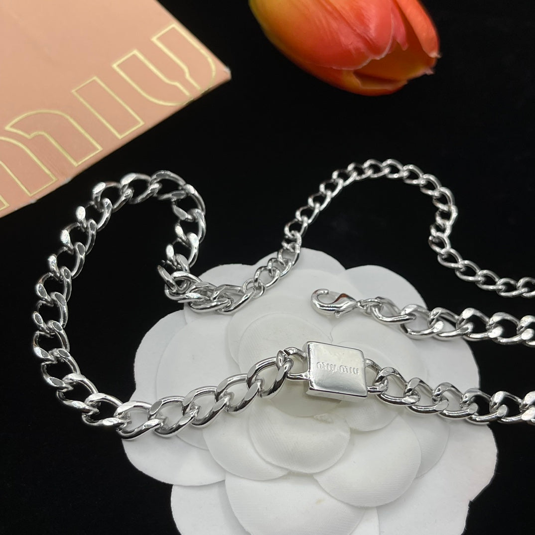 X1Q85A435X Popular Necklaces