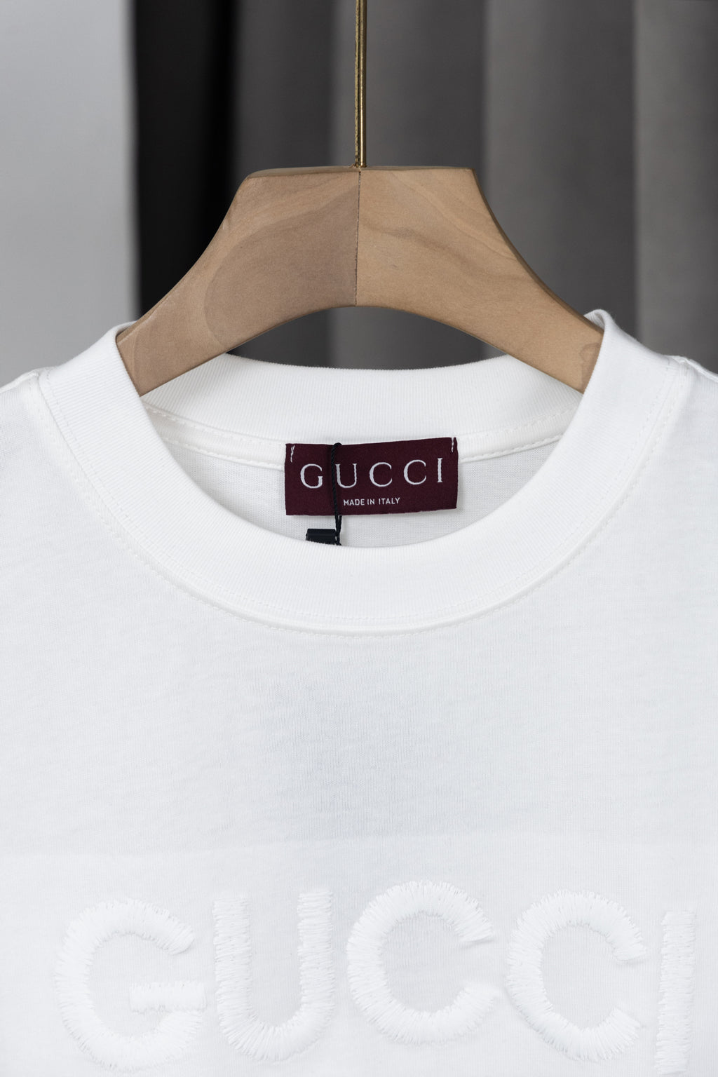 U1P36B130 Popular T-shirts
