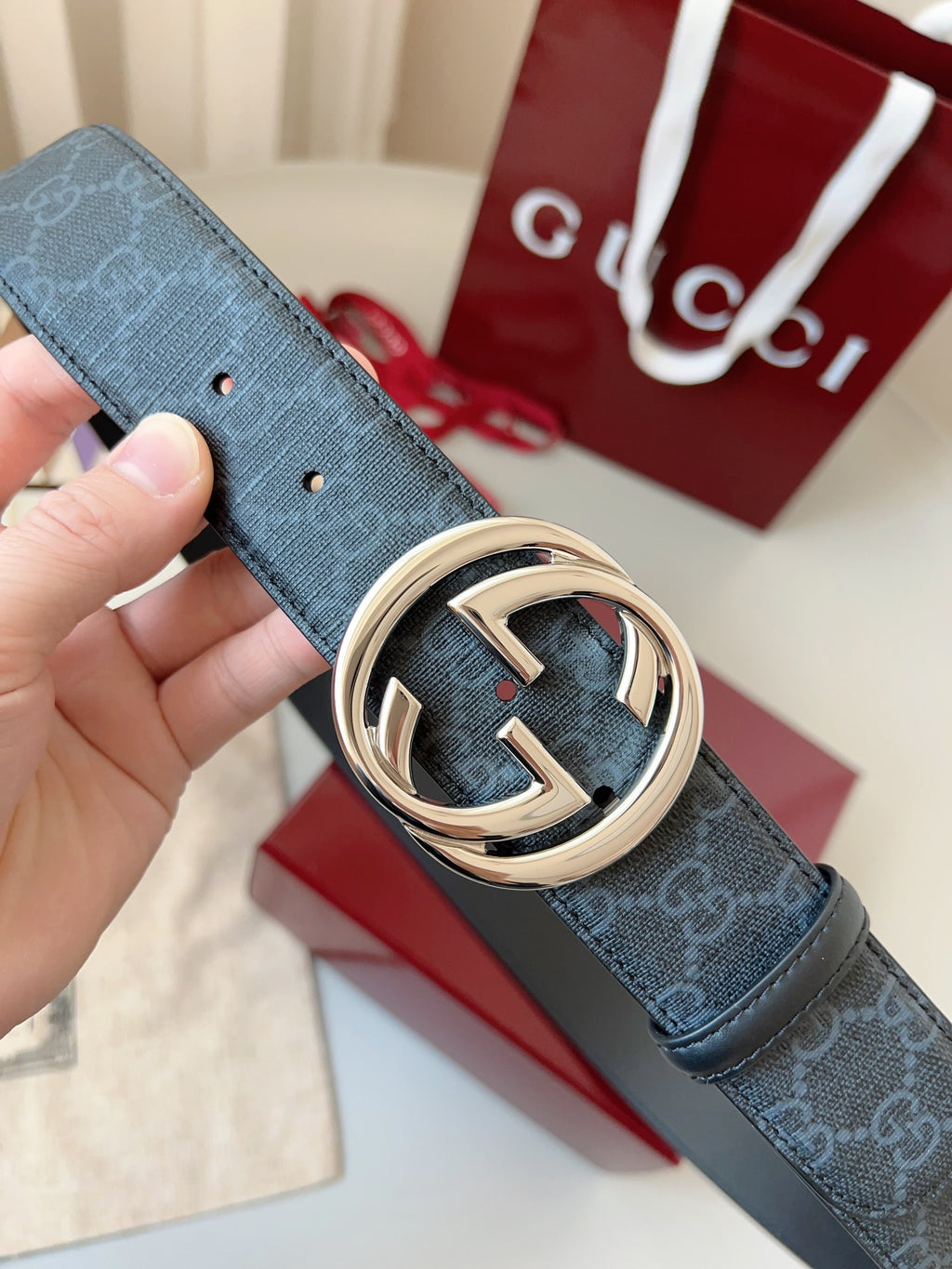 P1N95B2 Popular  high-quality leather belt