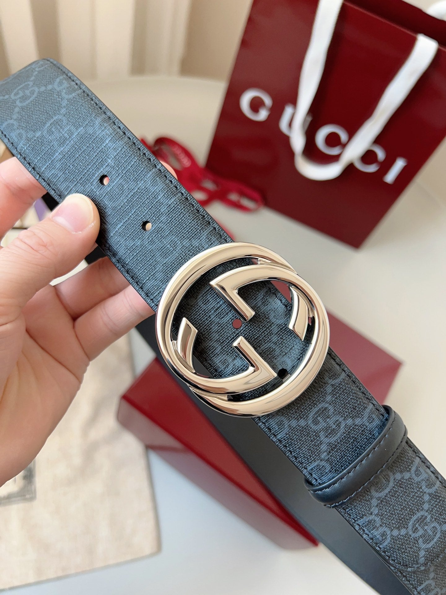 P1N95B2 Popular  high-quality leather belt