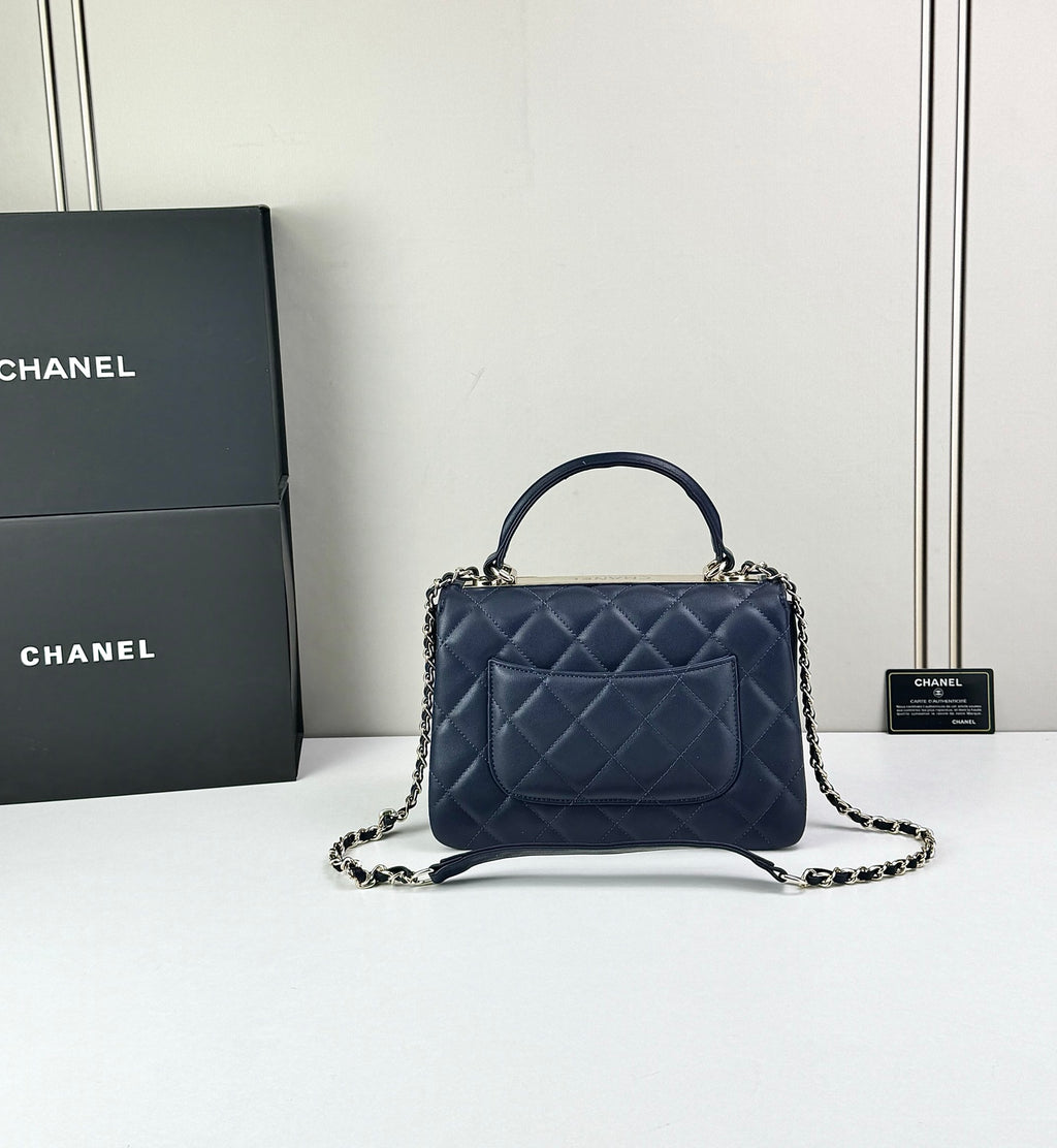 B1X76C7  Popular leather bag