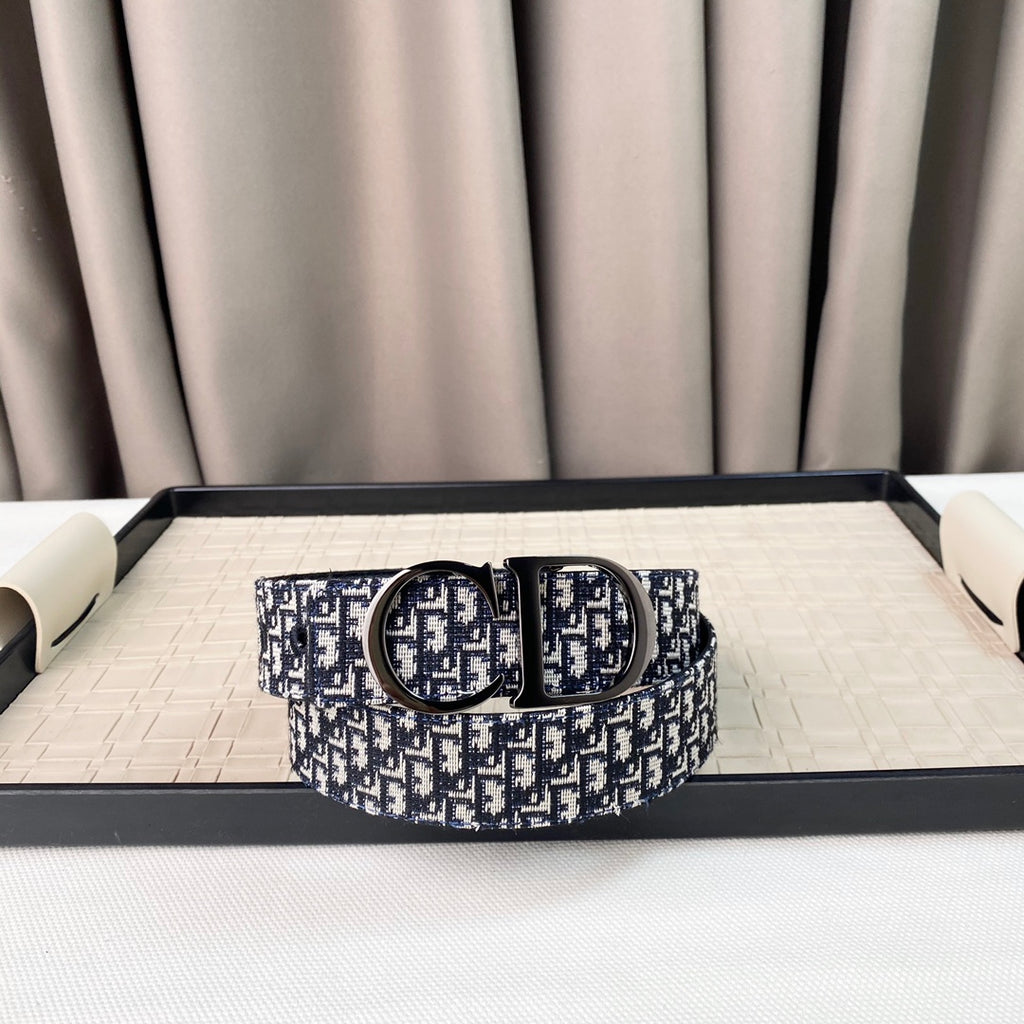 P1Q64D37  Popular    High quality belt With full package
