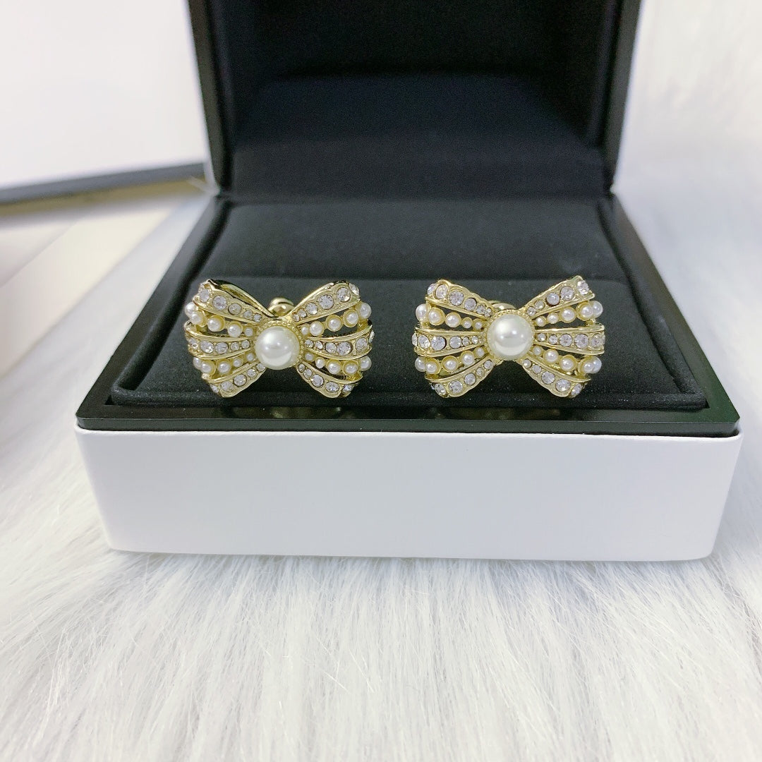 X1Z64C549E Popular Earrings