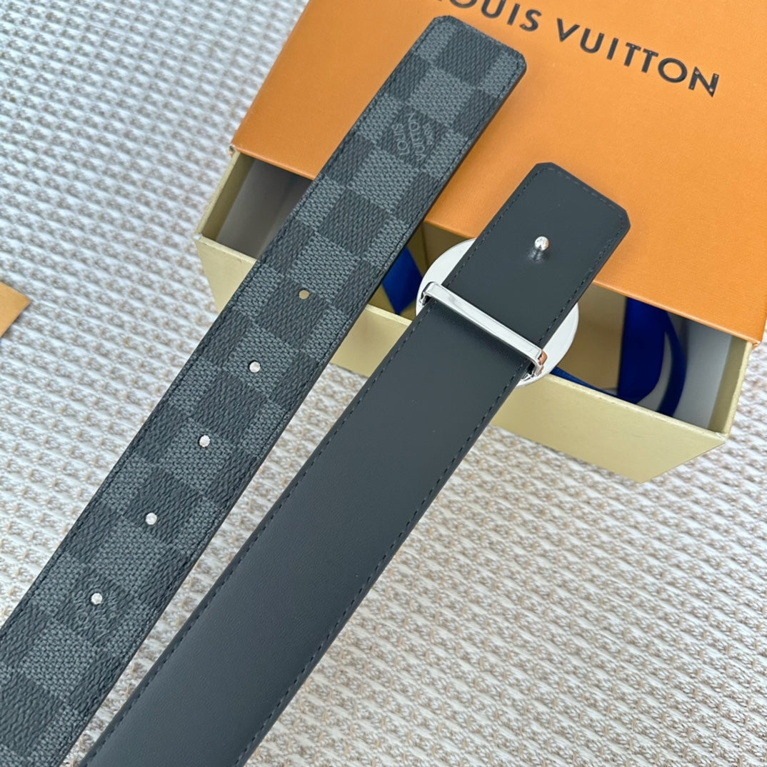 P1Q64E128 Popular  High quality belt With full package