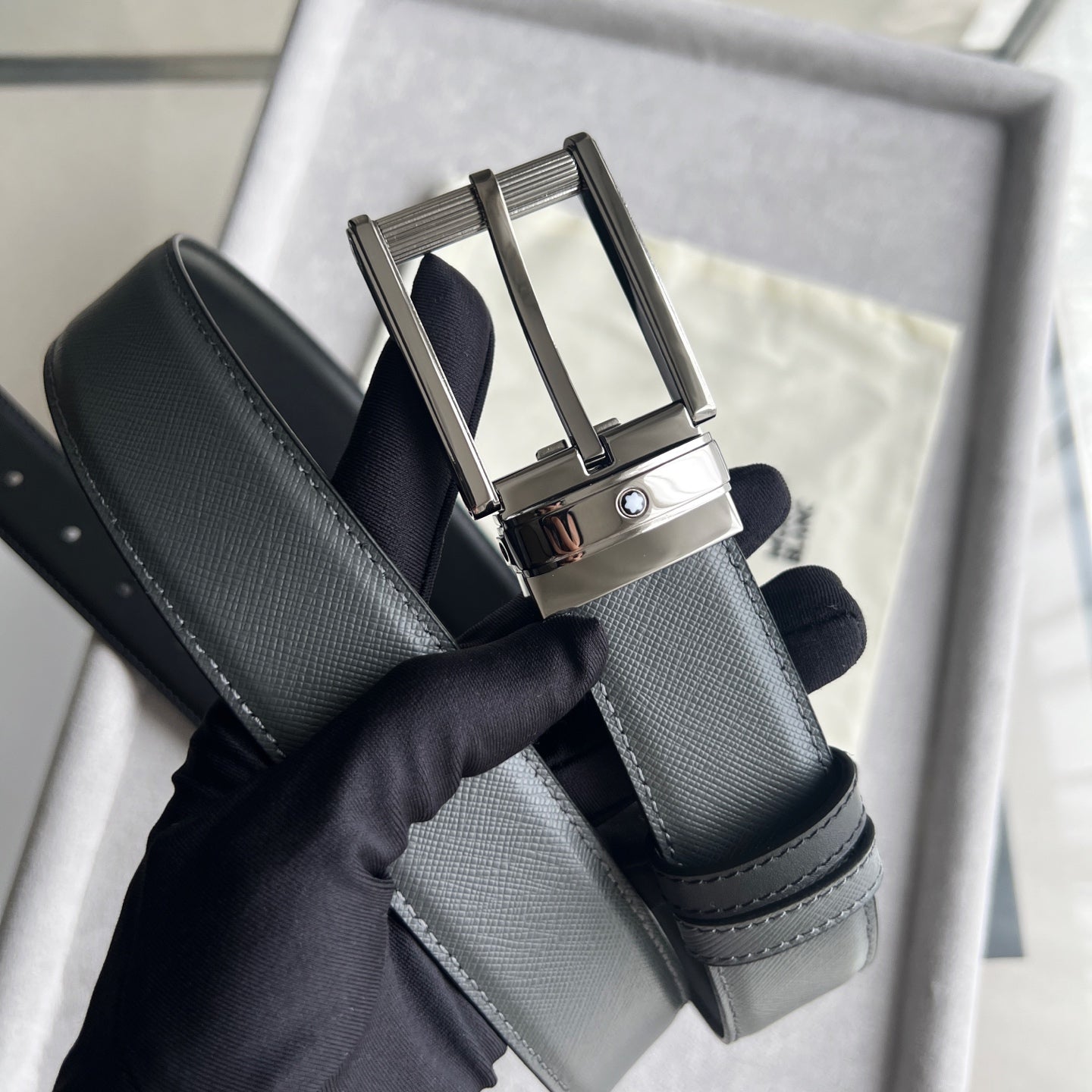 P1Q115A3 Popular High quality belt With full package