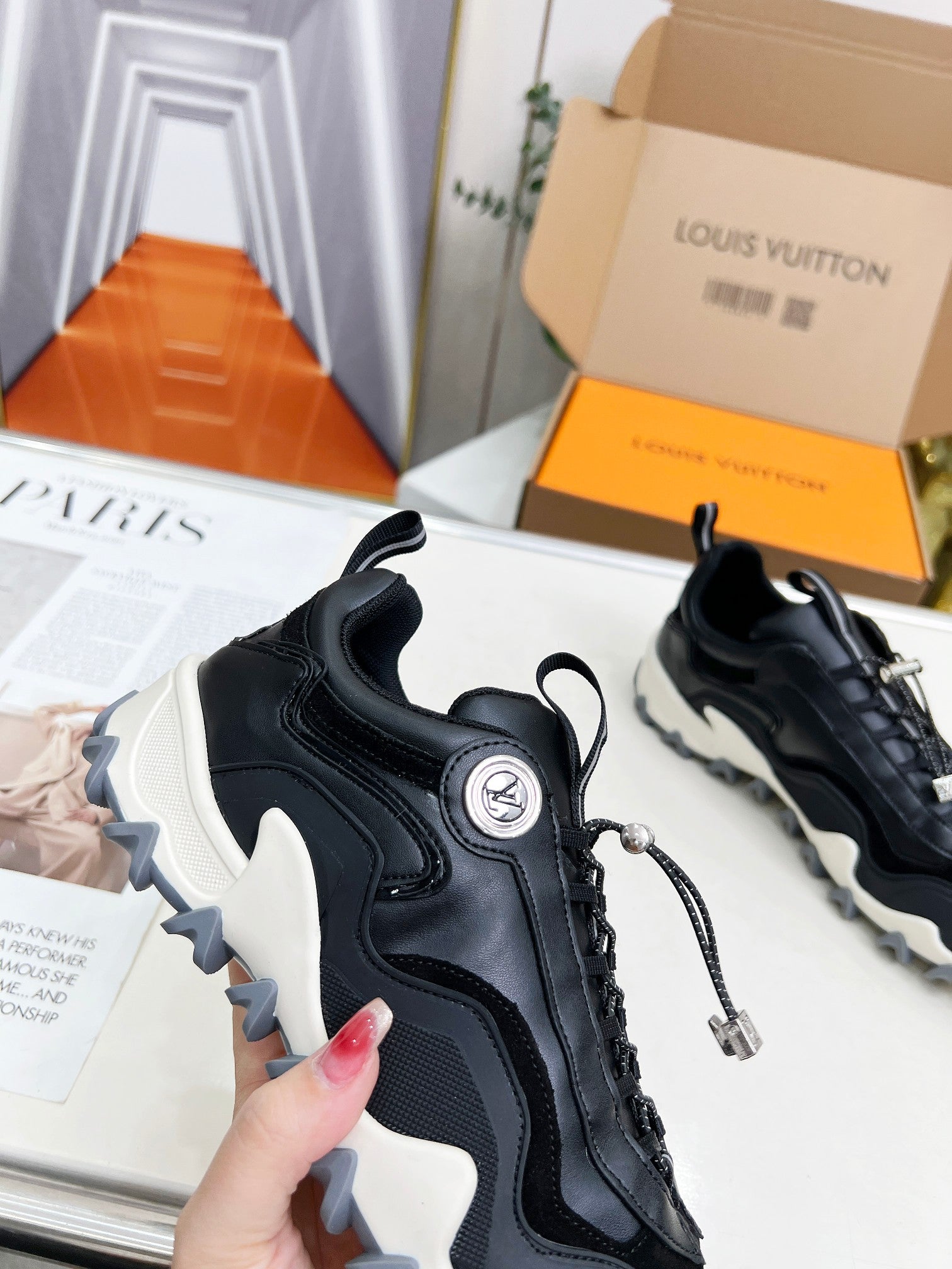 Z2Q105E285 Popular high-quality Shoes