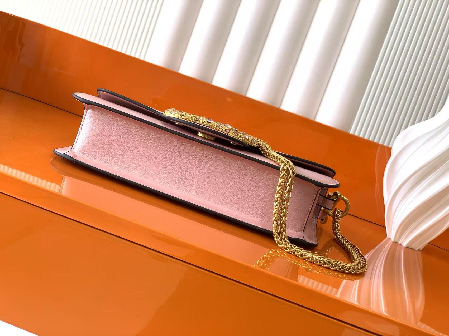 B1P36A31 Popular  leather bag