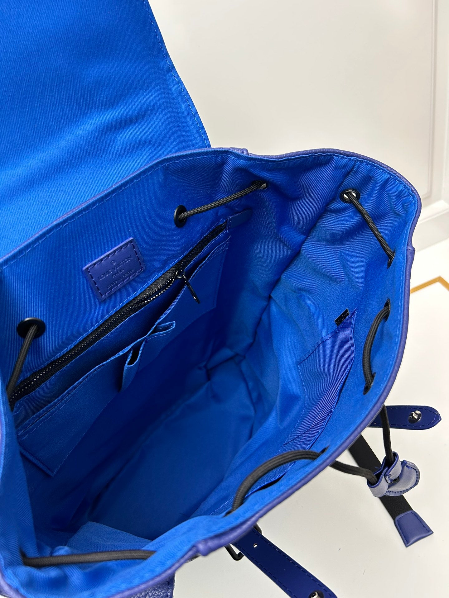 B1W25E72 Popular  Backpacks