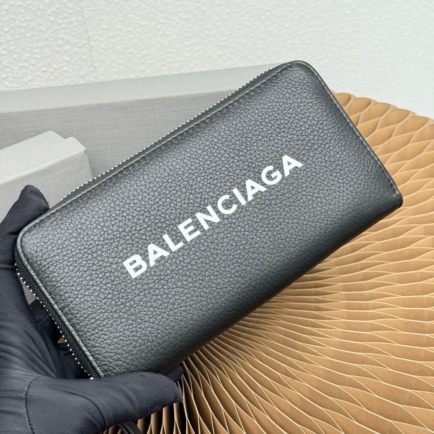 B1P46j172 Popular leather wallets