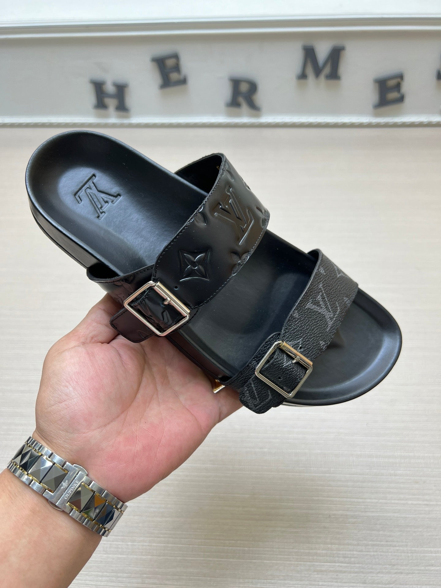 Z5ZE87 Popular slippers