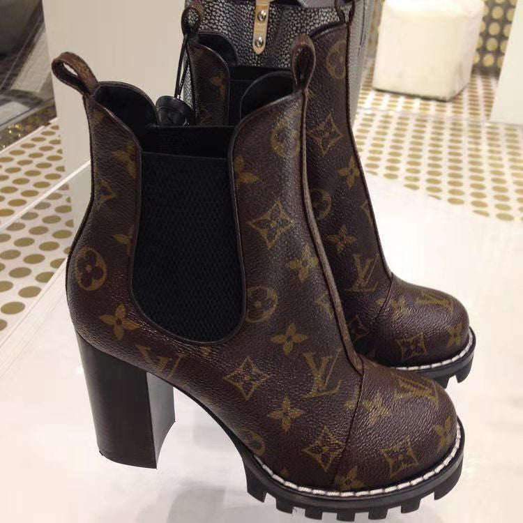 Z2E11  Popular high quality  Boots
