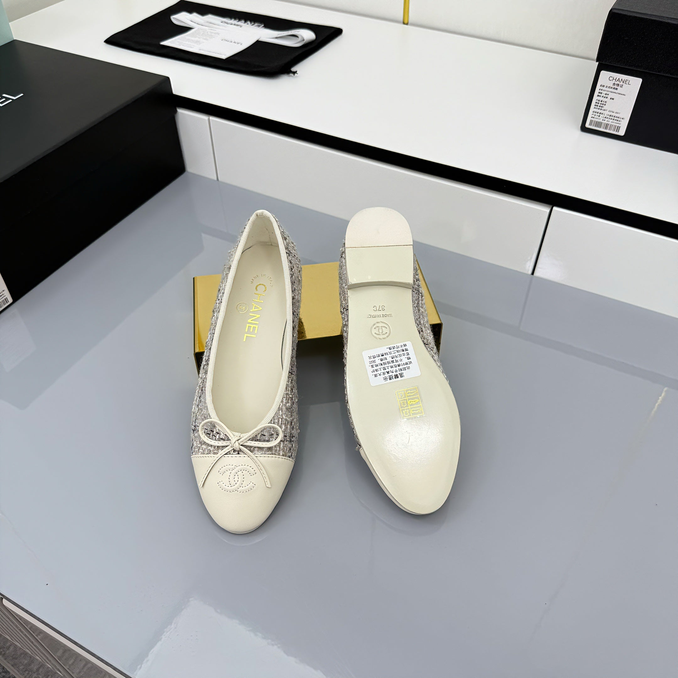 Z2Q105C413 Popular high-quality leather Shoes