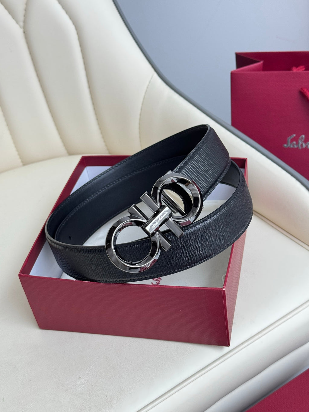 P1Q115A56 Popular High quality belt With full package