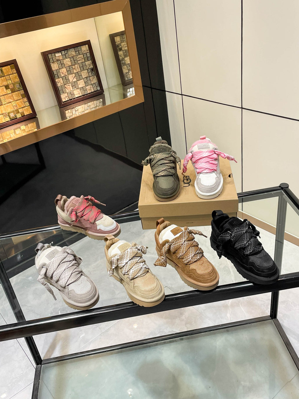 Z2Q105U262 Popular high-quality Shoes