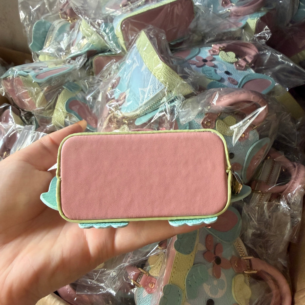 A1R76E103 Popular bag 's charms accessories