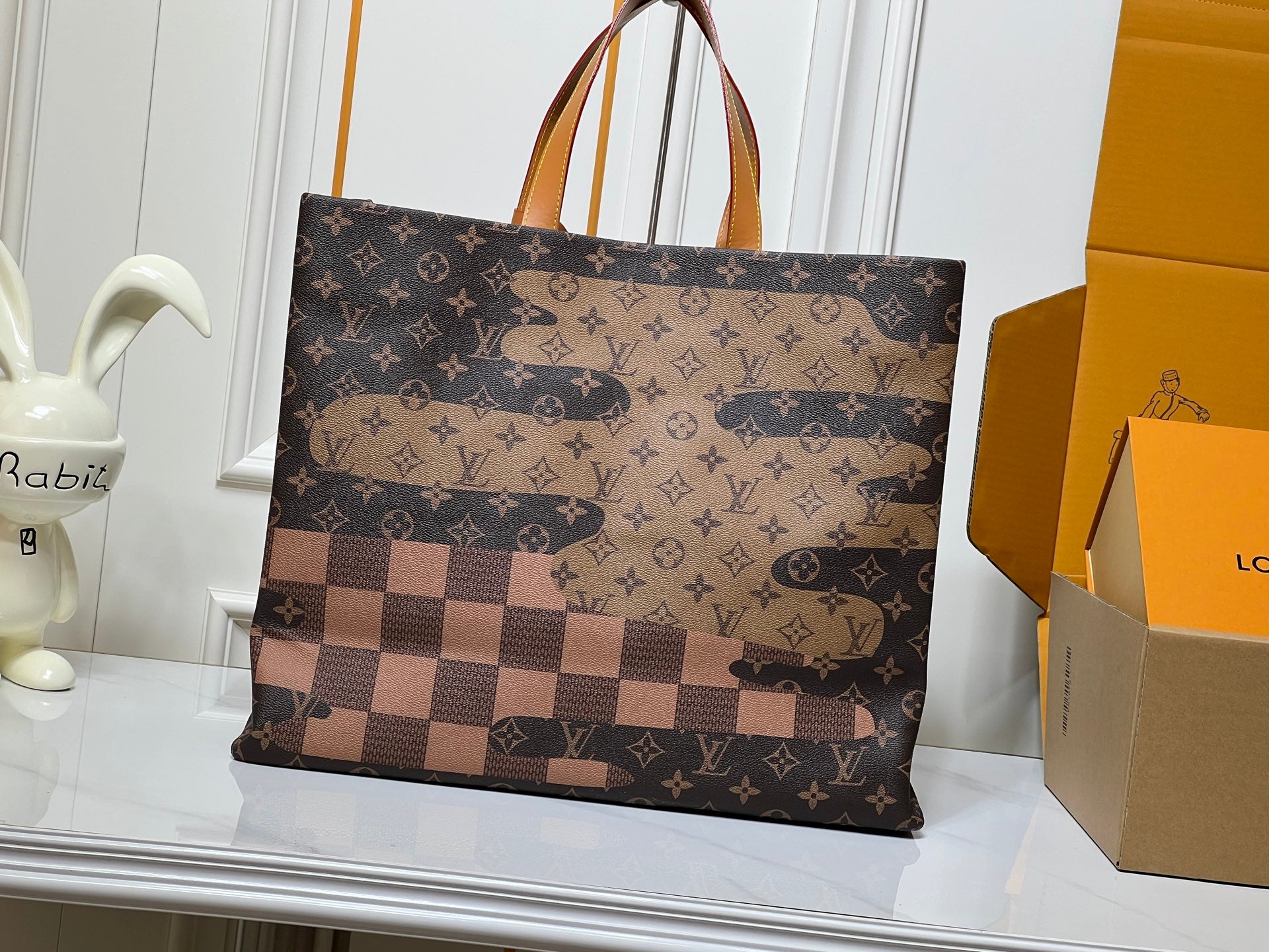 B1P46E81 Popular leather bag