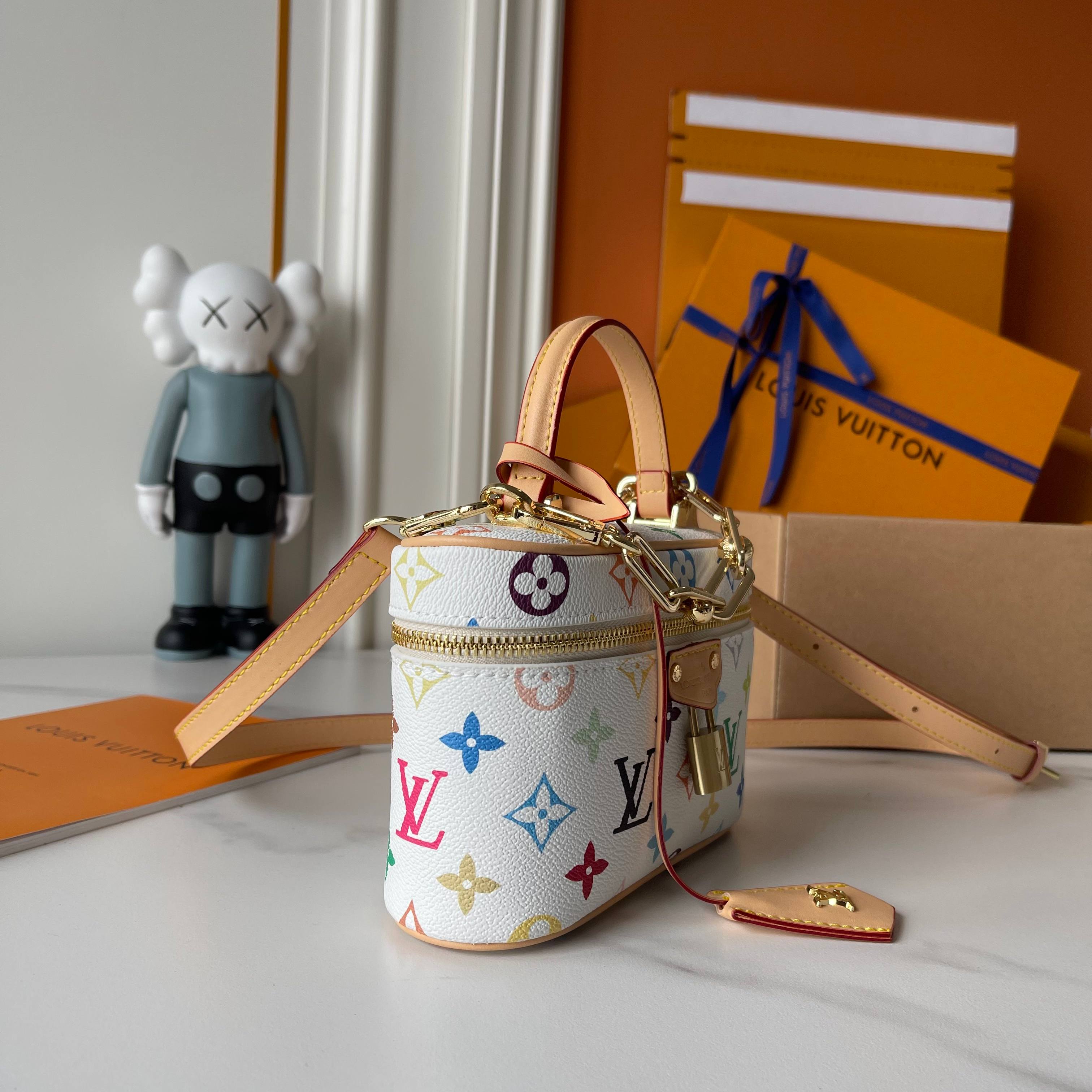 B1N55E79 Popular  leather bag