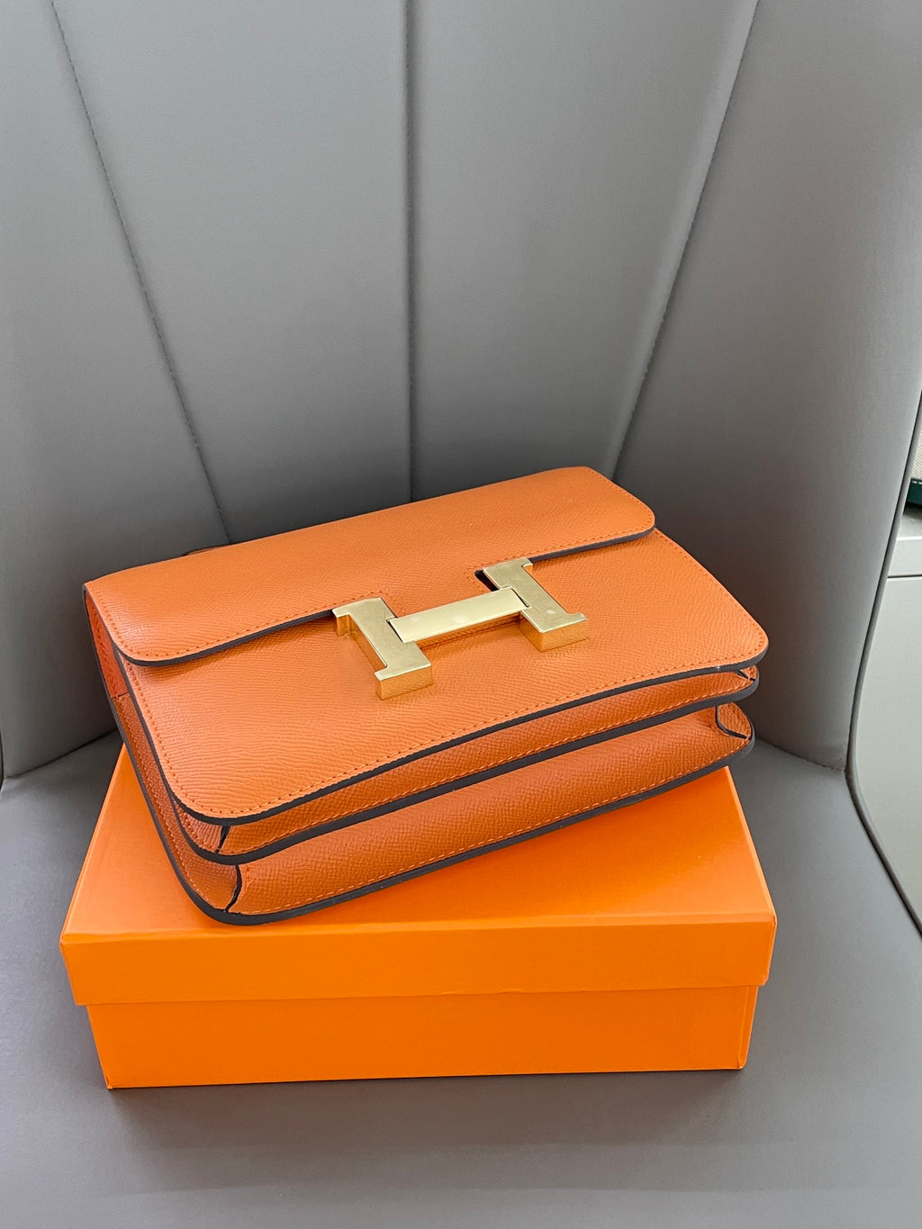 B1N55H65 Popular  leather bag
