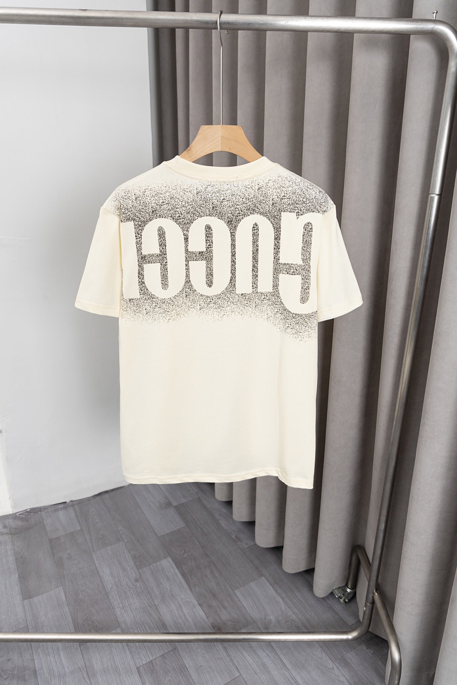 U1W25B9  Popular T-shirts