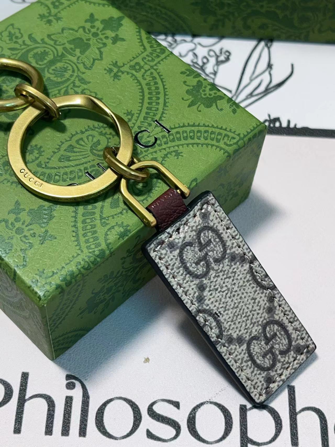 A1Z105B12 Popular bag 's charms accessories