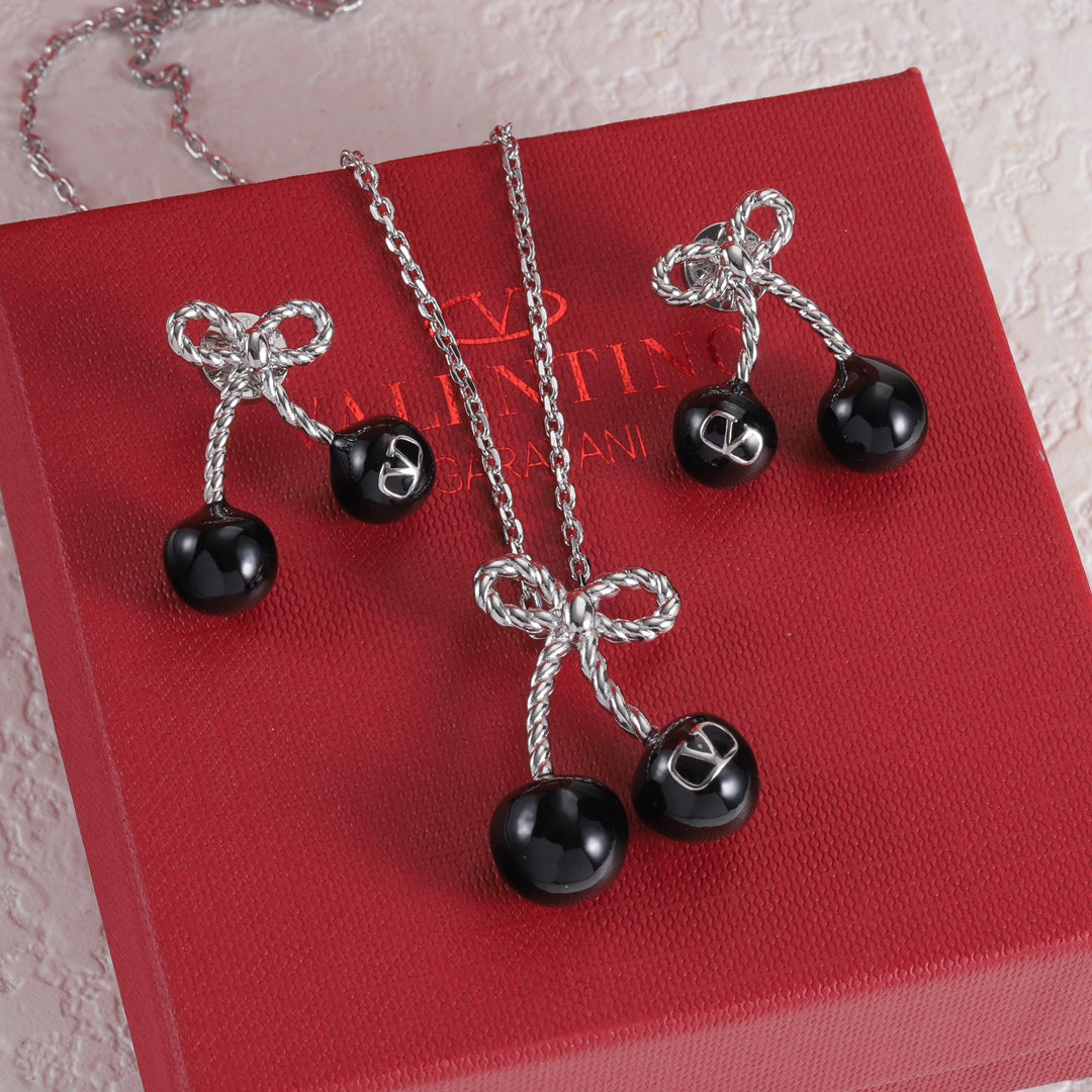 X1Q85VL204X Popular Necklace. Earrings
