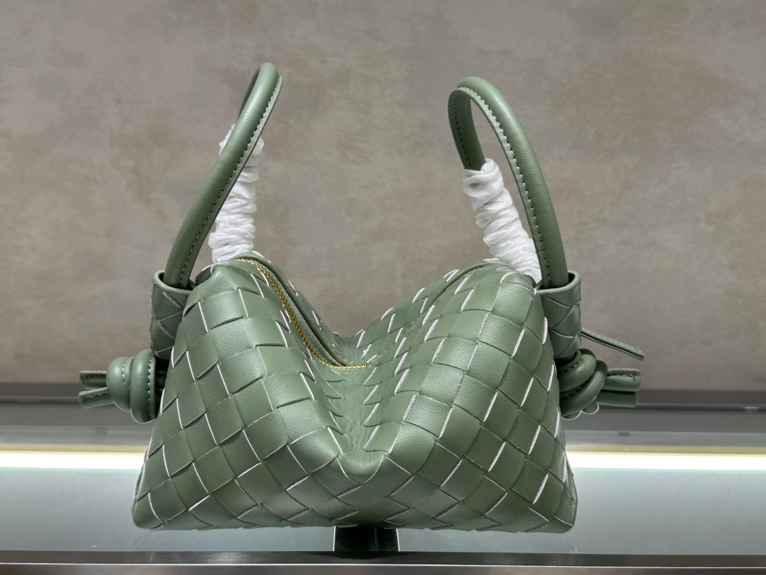 B1X104A84 Popular eather bag