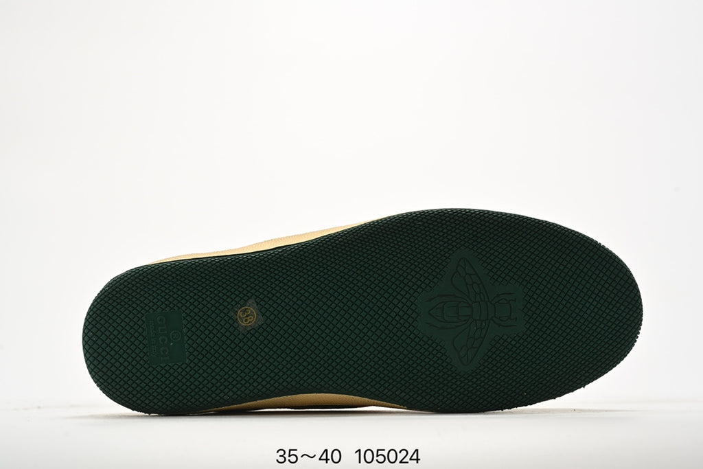 Z4YB59 Popular Sneakers