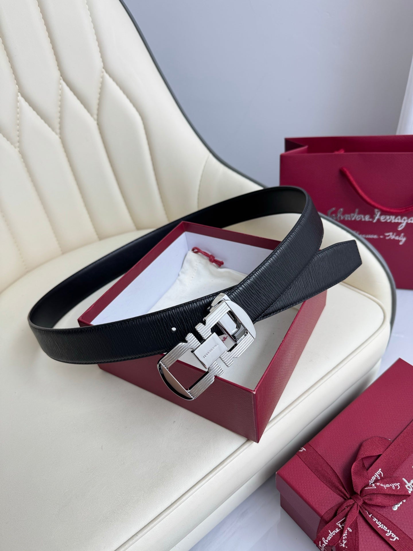 P1Q115A54 Popular High quality belt With full package