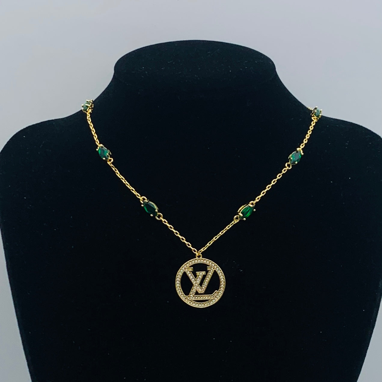 X1Q85E46X Popular Necklace
