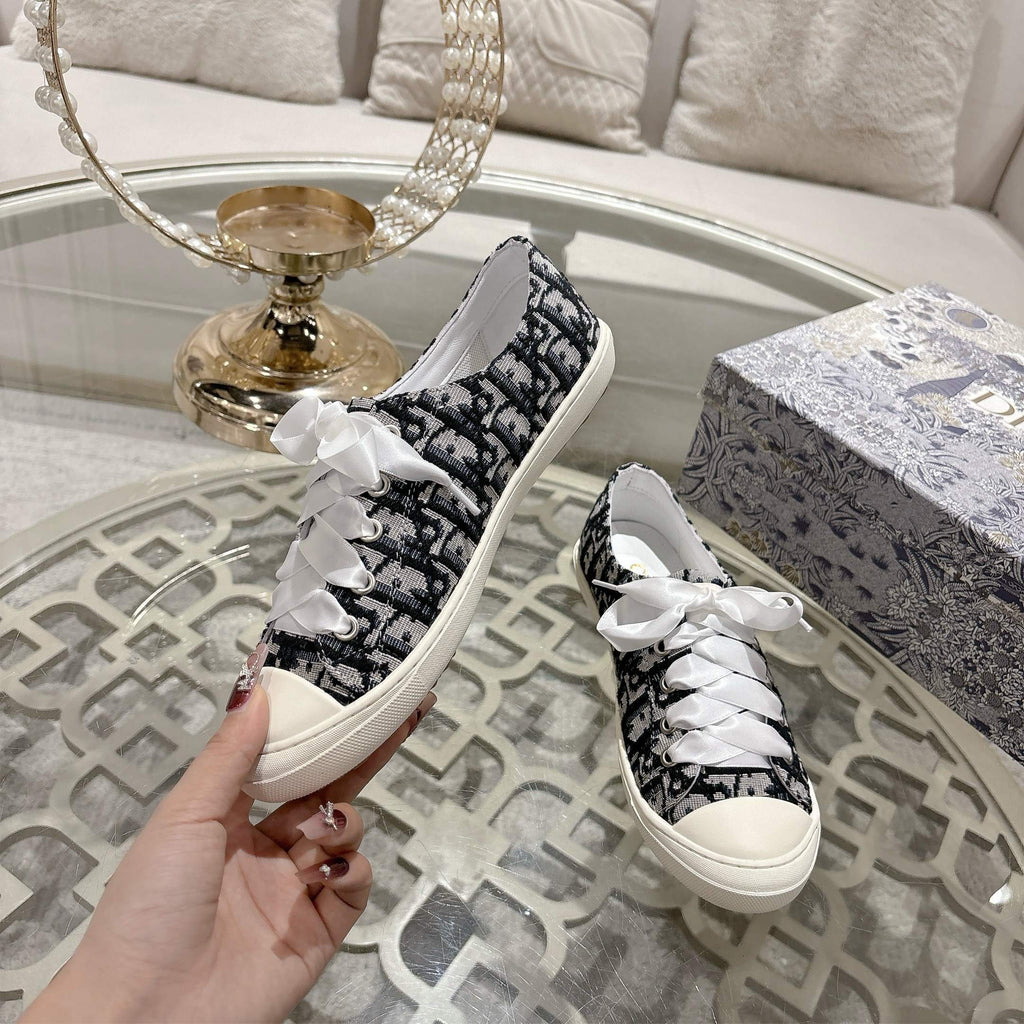 Z2Z85D59 Popular high-quality shoes