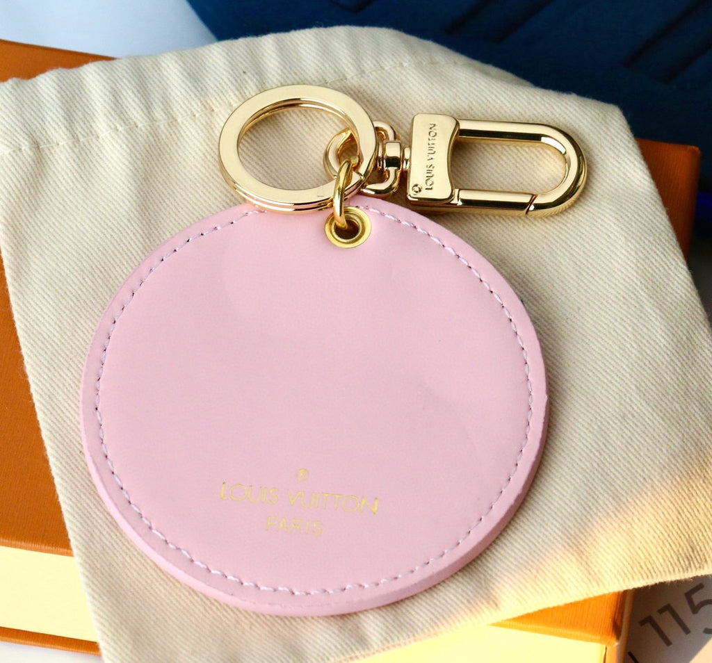 A1Q105E22 Popular bag 's charms accessories