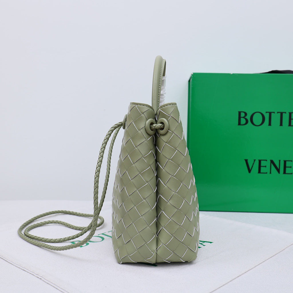 B1X104A80 Popular  leather bag