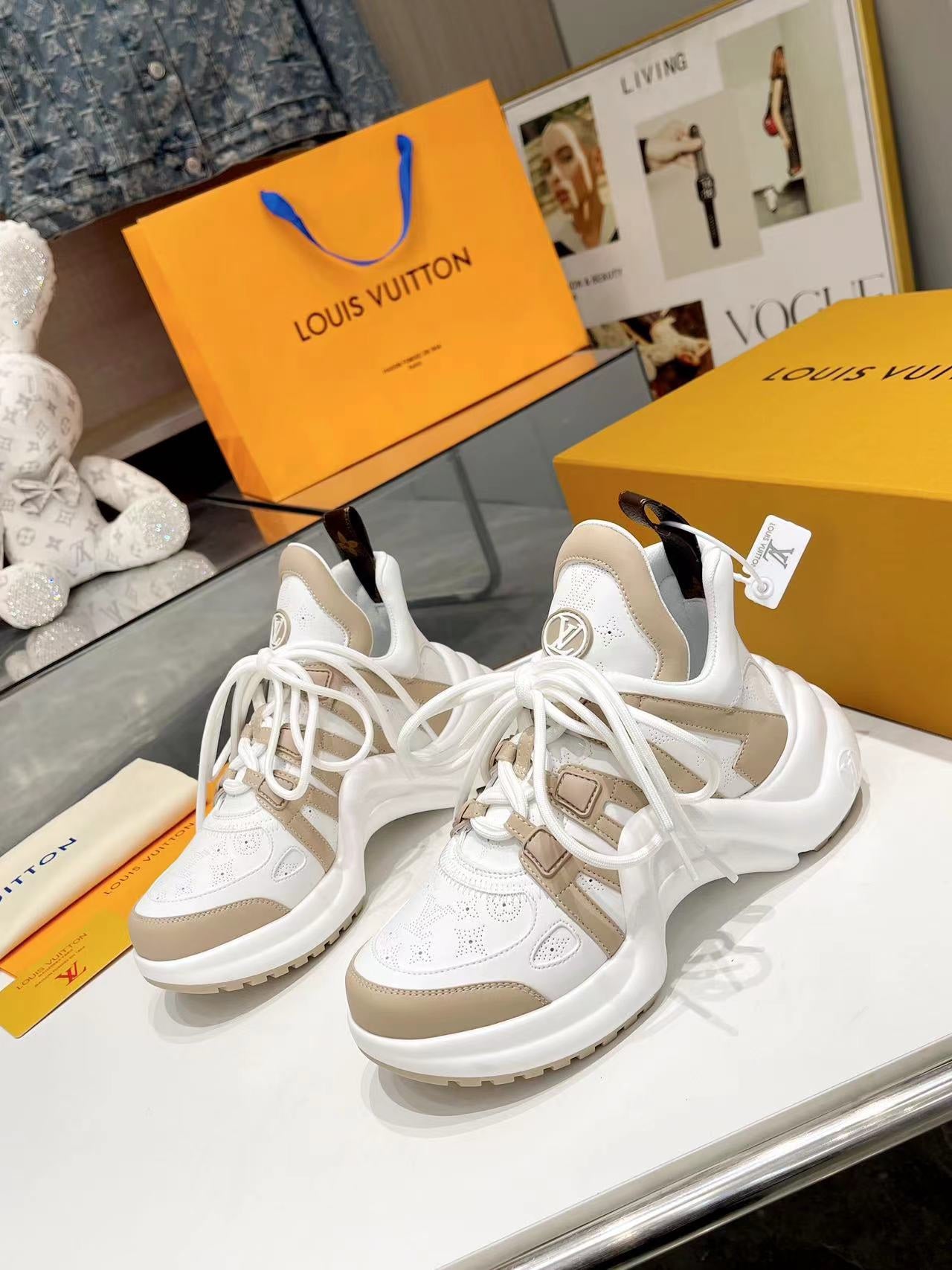 Z2Q95E180  Popular high-quality Shoes