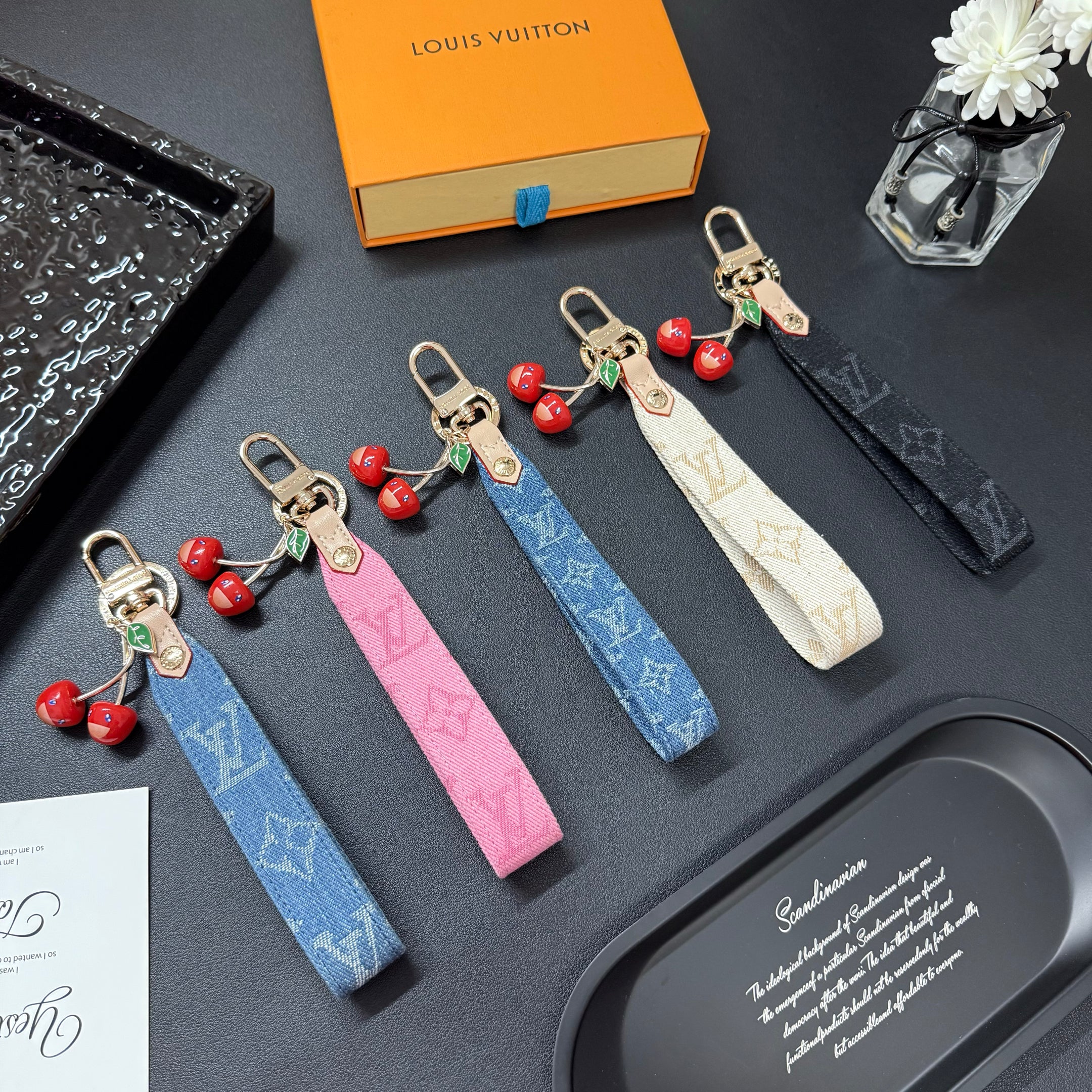 A1Q95E4 Popular bag 's charms accessories